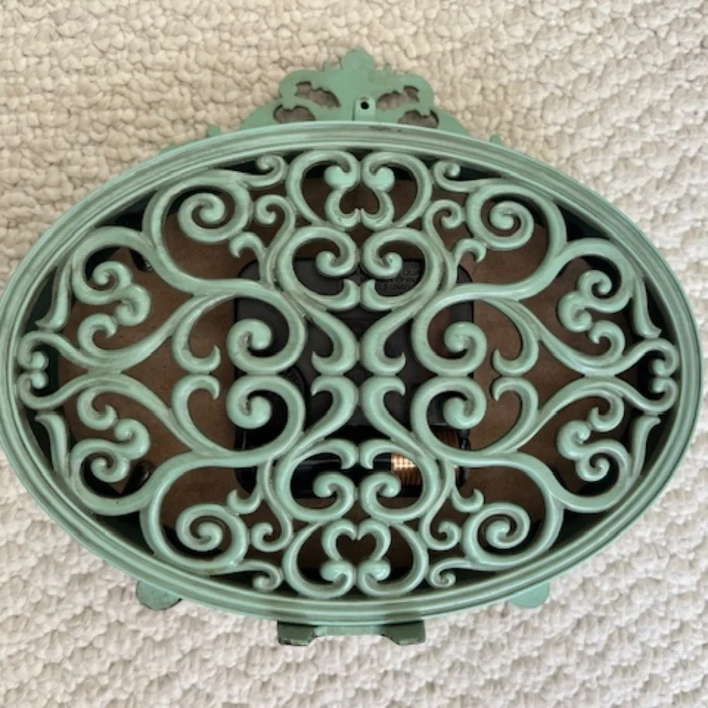 Clock - Picture 2 of 3